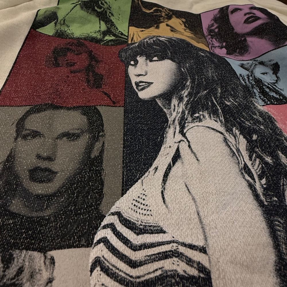 Taylor Swift The Eras Tour Official Merchandise Hooded Sweatshirt Size M Cream - Picture 13 of 14